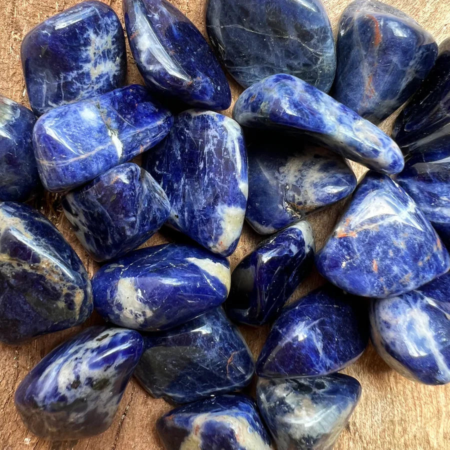 Pietre mici sodalit albastru