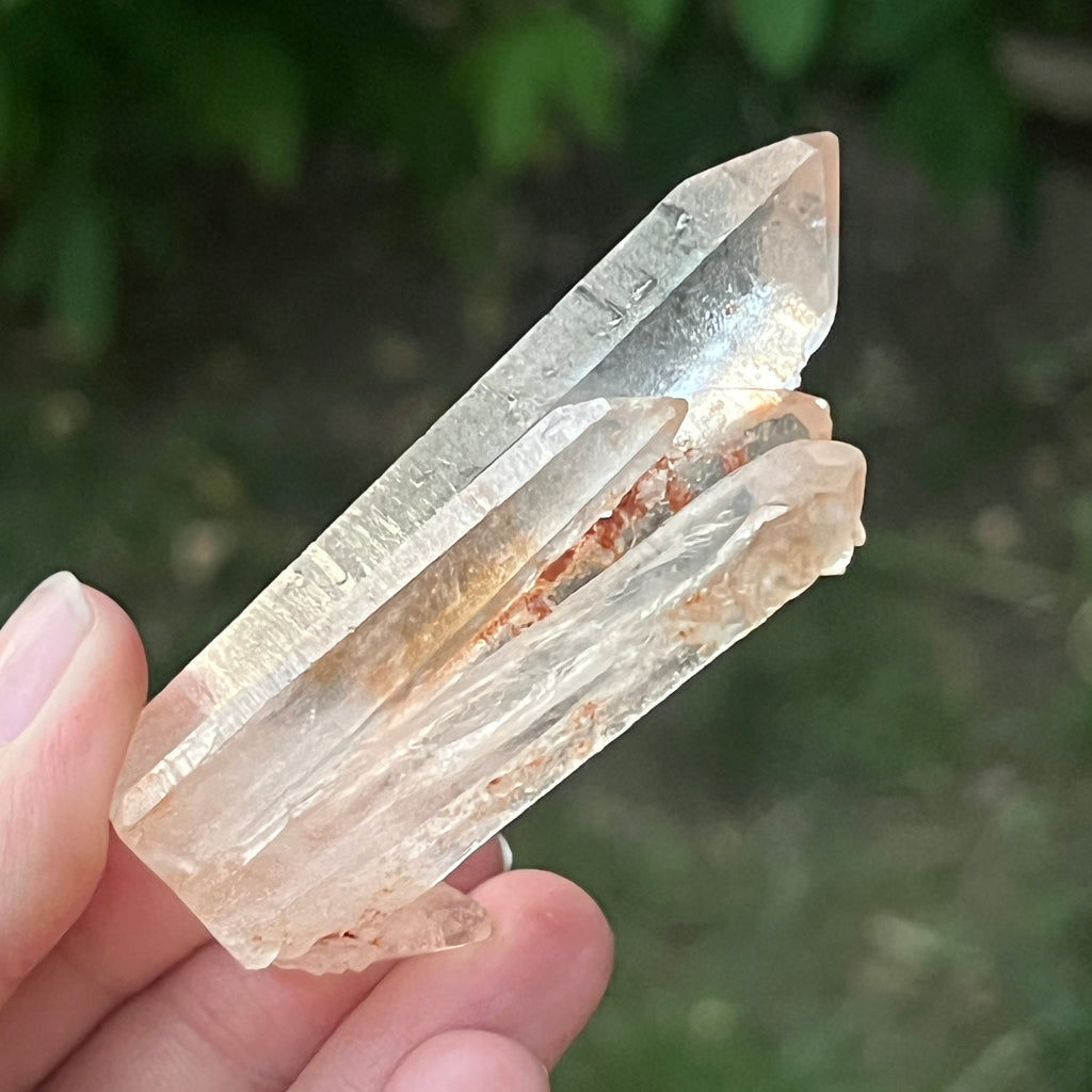 Cristal de cuarț cu incluziuni de goethit brun-portocaliu | Model 6, pietre semipretioase - druzy.ro 10 