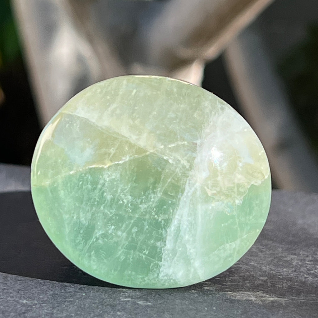 Palmstone fluorit verde model 2, din Madagascar, druzy.ro, cristale 2