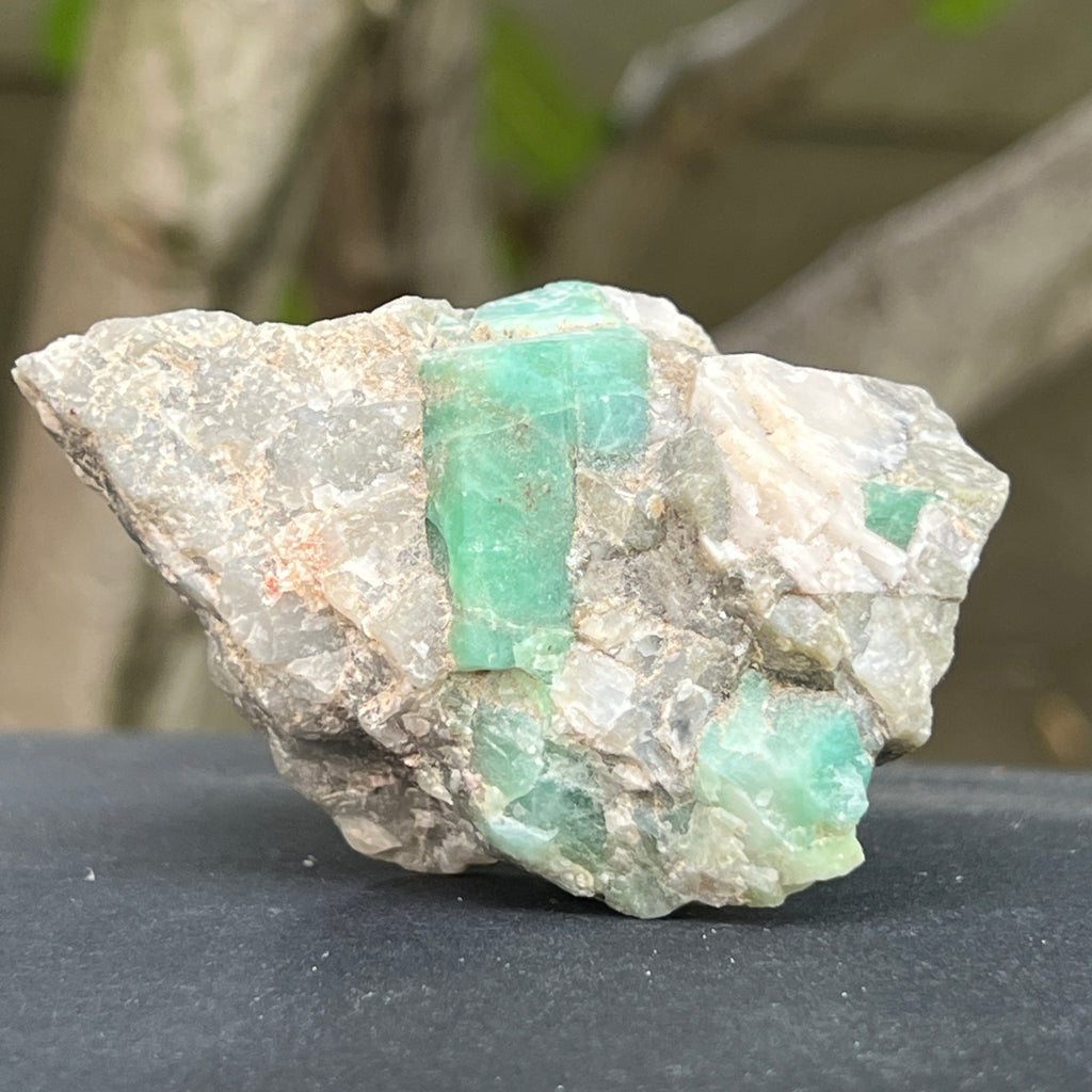 Smarald in matrice Columbia m19, pietre semipretioase - druzy.ro 2 