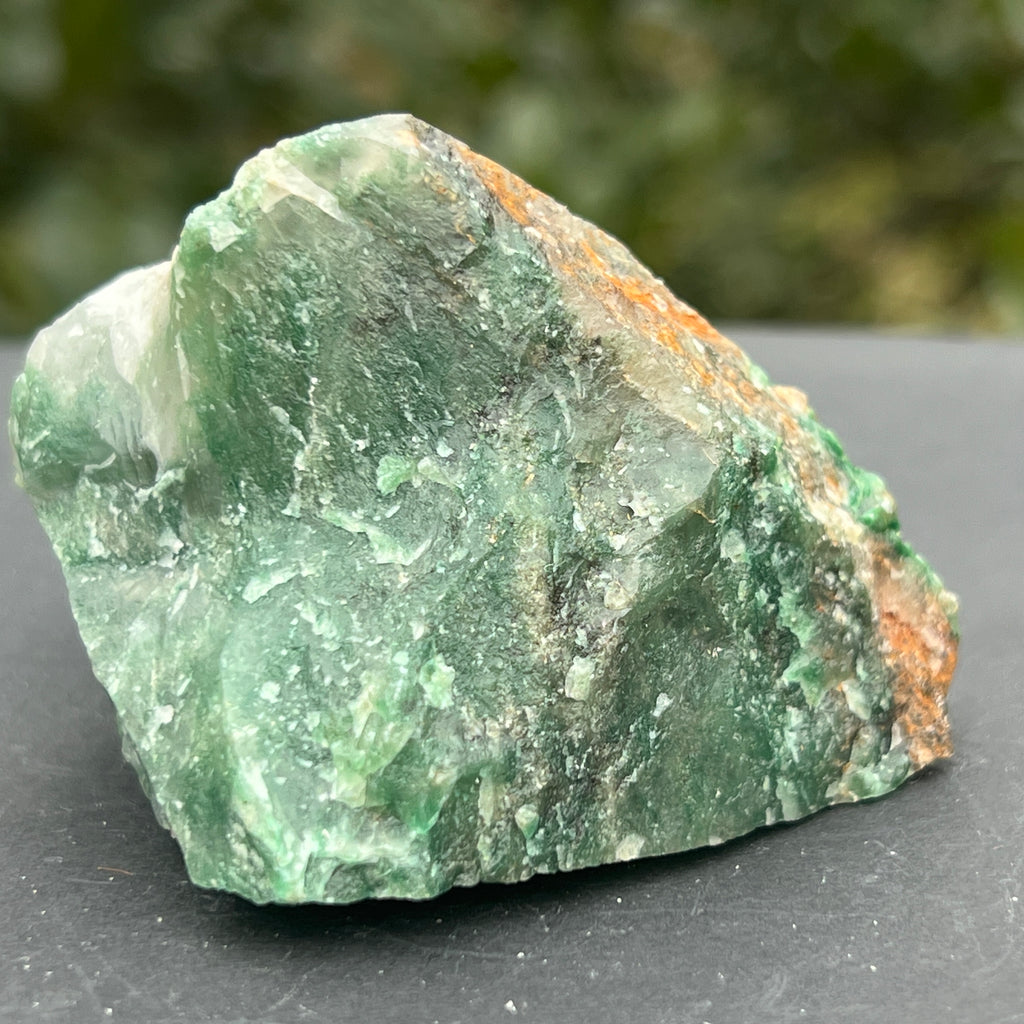 Jad verde piatra bruta model 43, pietre semipretioase - druzy.ro 1 