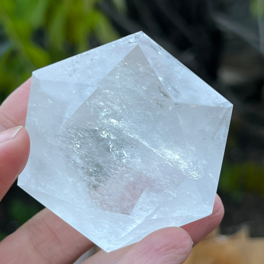Cuart forma diamant cristal de stanca/cuart incolor model 9 A, pietre semipretioase - druzy.ro 9 
