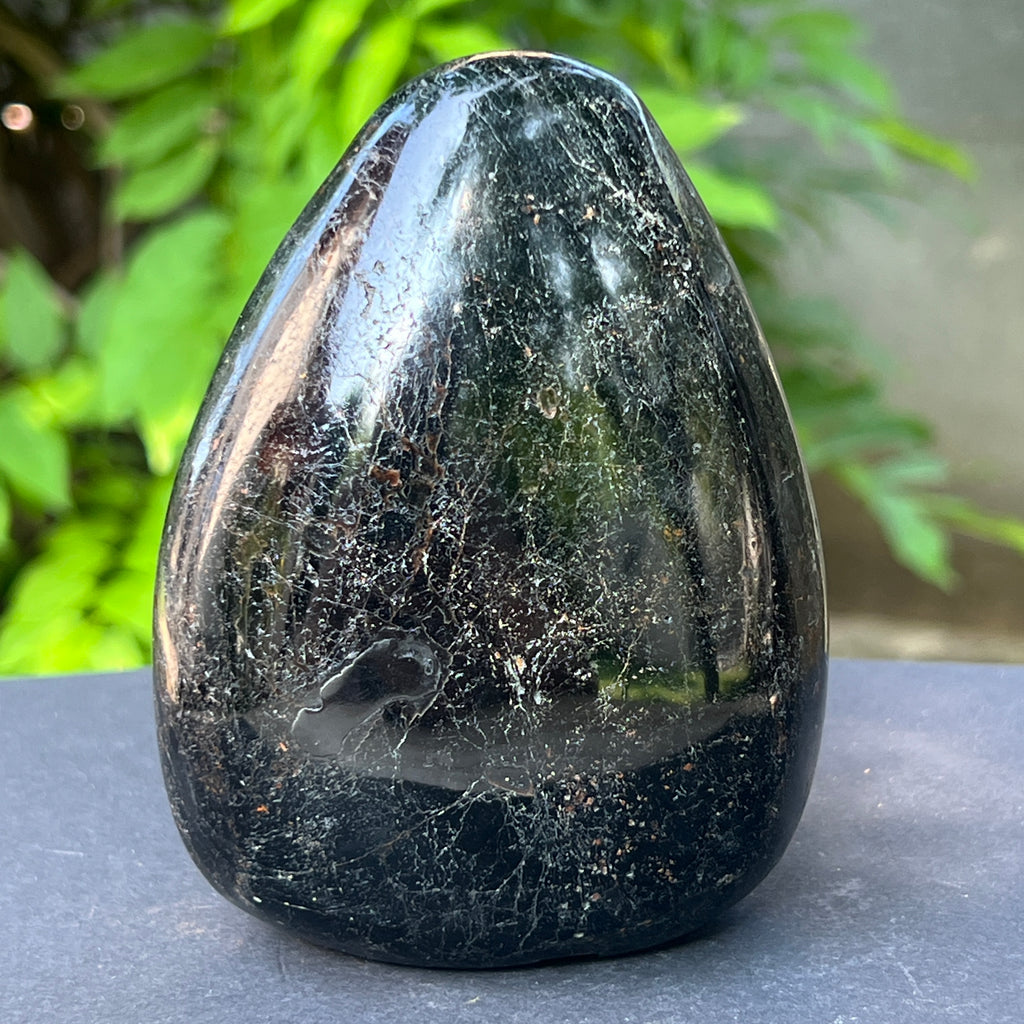 Turmalina neagra structura forma libera model 4a/4 din Madagascar, pietre semipretioase - druzy.ro 4 
