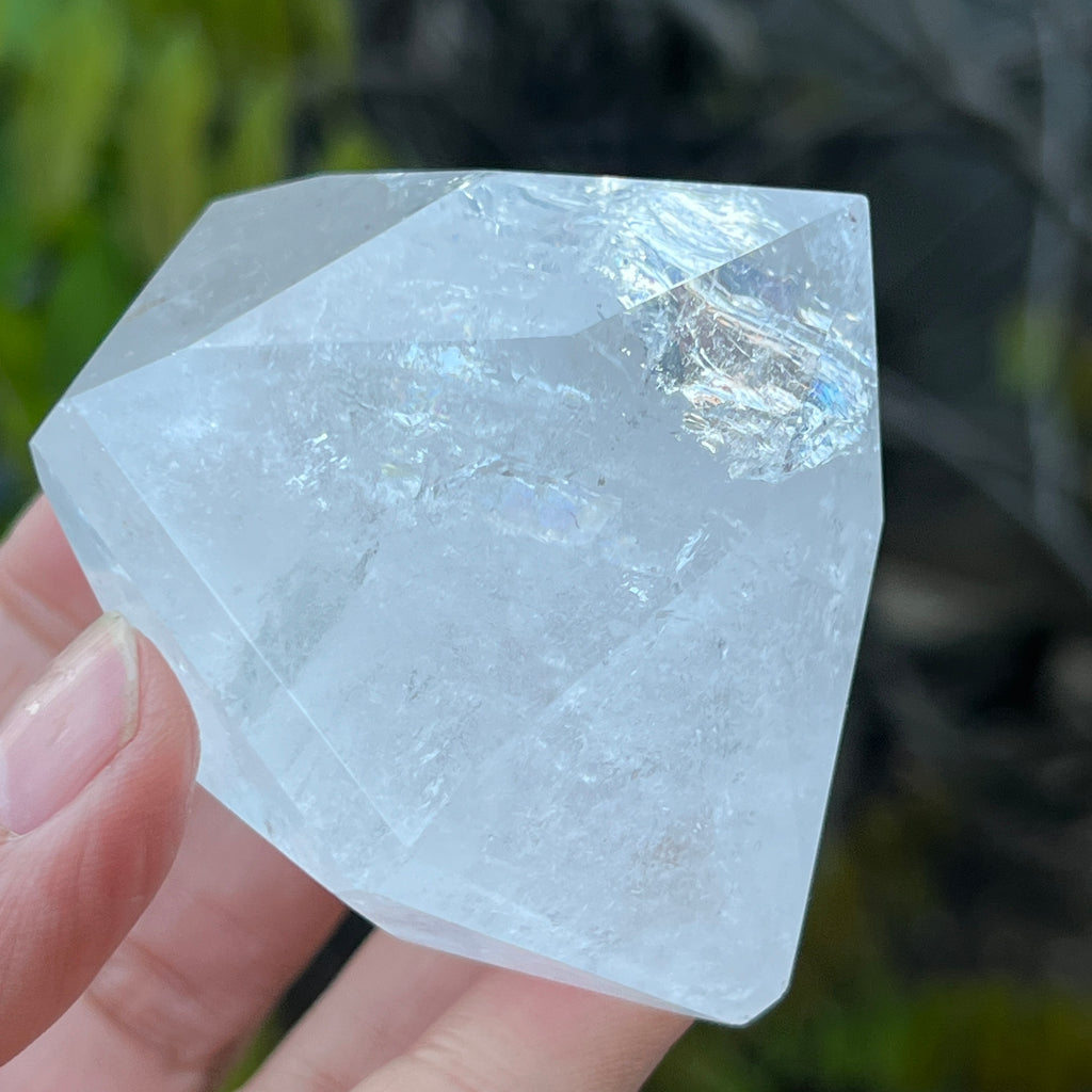 Cuart curcubeu forma diamant caliate extra, cristal de stanca/cuart incolor m6, pietre semipretioase - druzy.ro 9 