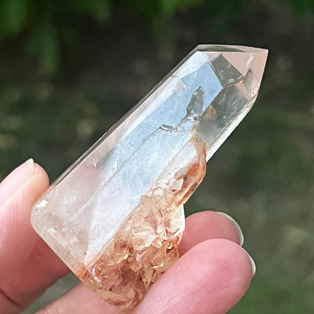 Cristal de cuarț cu incluziuni de goethit brun-portocaliu | Model 2, pietre semipretioase - druzy.ro 2 