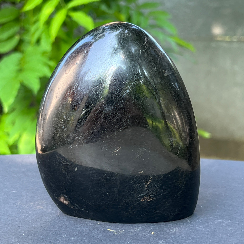 Turmalina neagra structura forma libera model 4a/2 din Madagascar, pietre semipretioase - druzy.ro 2 
