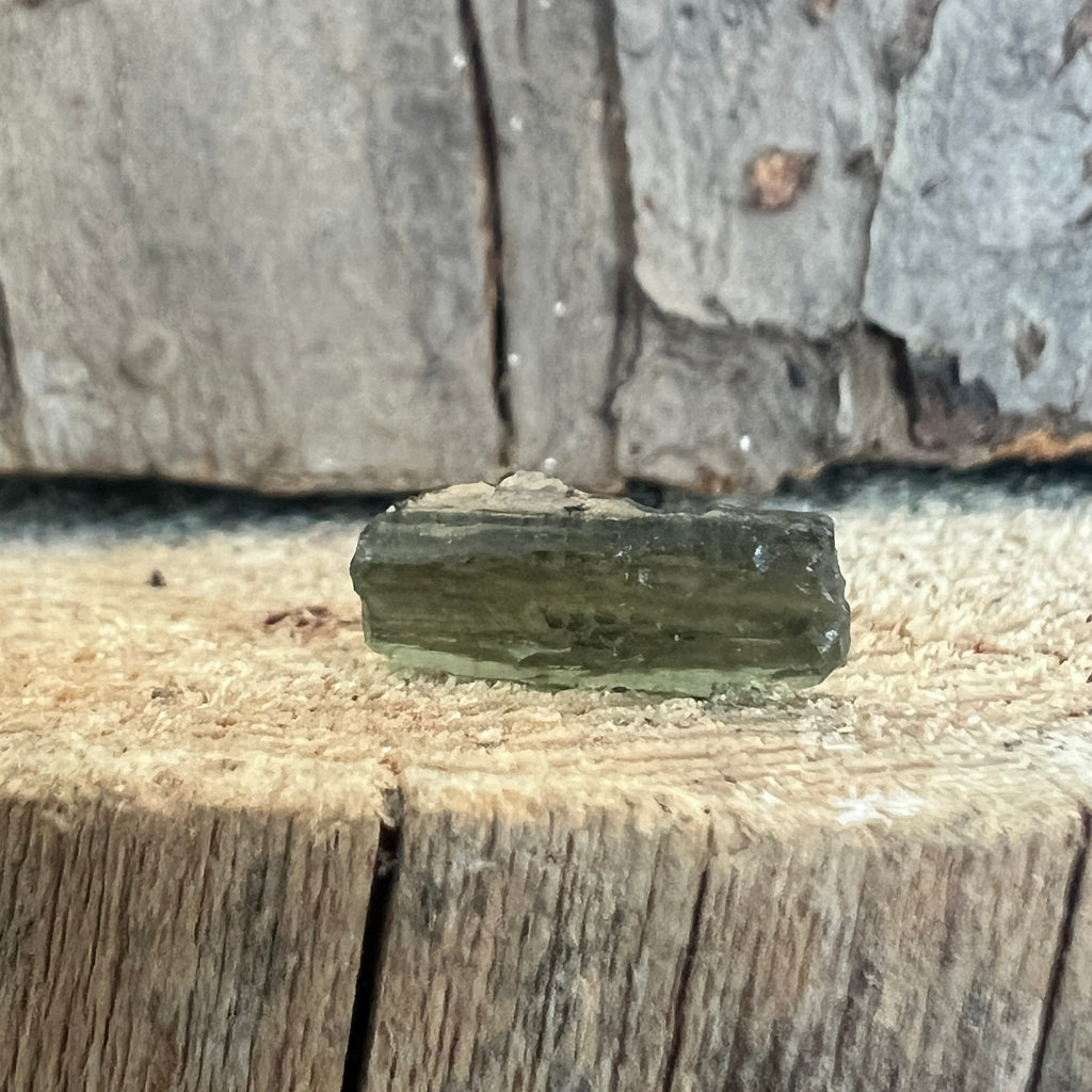 Moldavit piatra bruta model 2A/4, pietre semipretioase - druzy.ro 2 