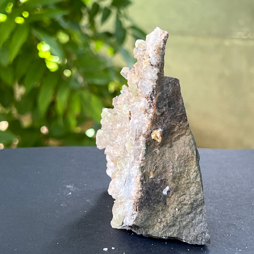 Cluster Prehnit in cuart model 11, pietre semipretioase - druzy.ro 3 