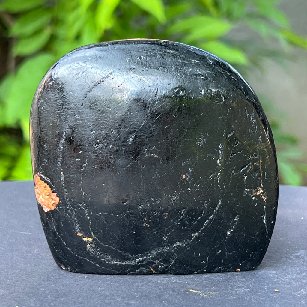 Turmalina neagra structura forma libera m4 din Madagascar, pietre semipretioase - druzy.ro 1 