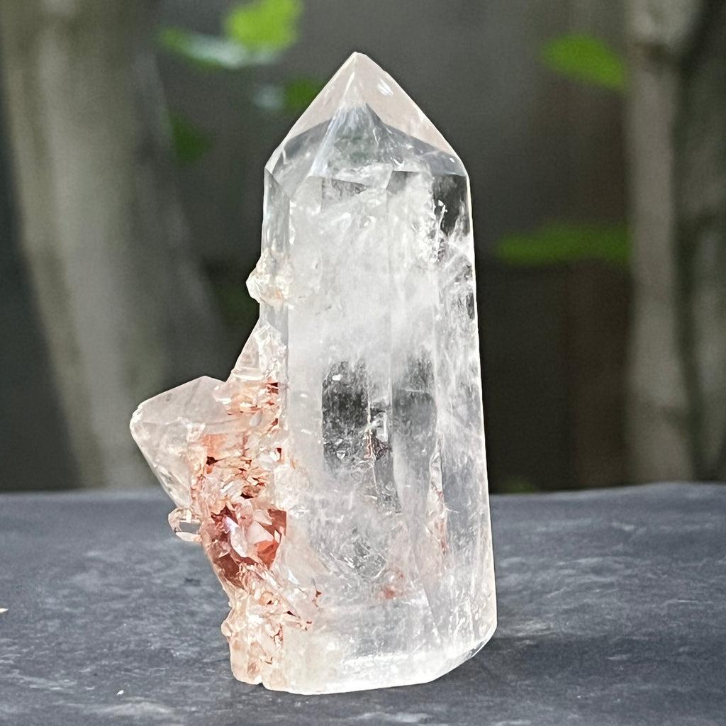 Cristal de cuarț cu incluziuni de goethit brun-portocaliu | Model 1, pietre semipretioase - druzy.ro 1 