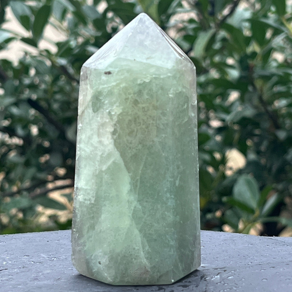 Obelisc fluorit verde model 22, pietre semipretioase - druzy.ro 1 