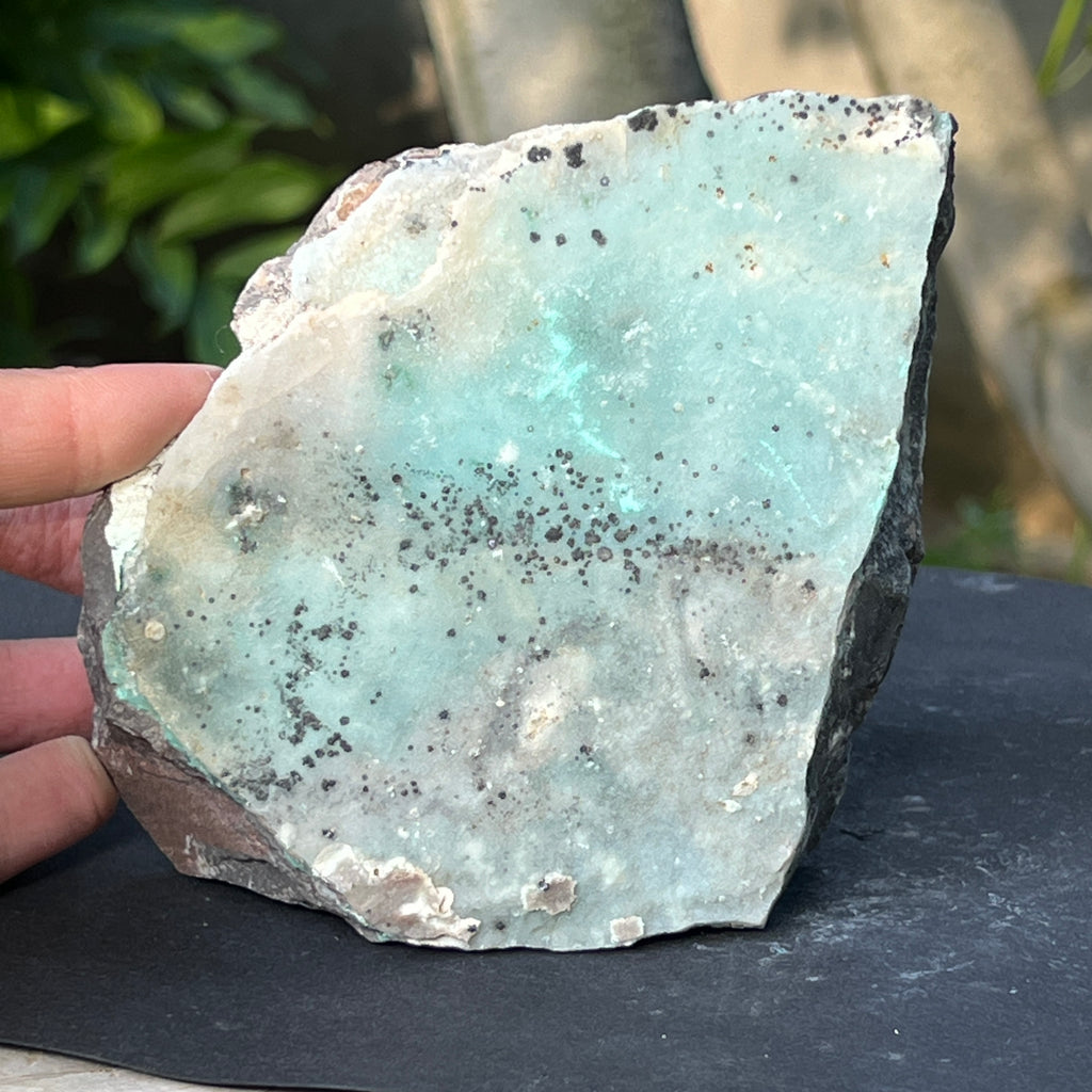 Cluster calcedonie cu crom albastru-verzuie din Zimbabwe | Model 2, pietre semipretioase - druzy.ro 2 