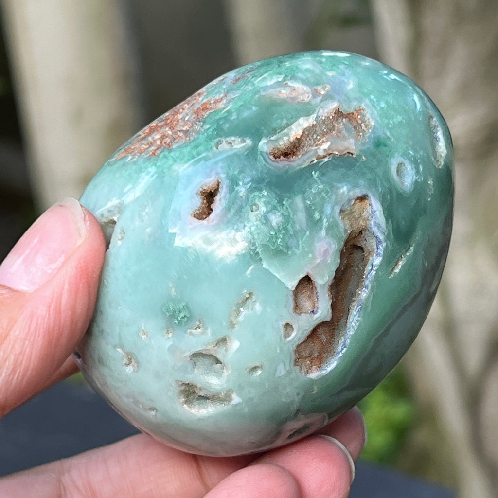 Ou calcedonie cu crom albastru-verzuie din Zimbabwe | Model 3, pietre semipretioase - druzy.ro 1 