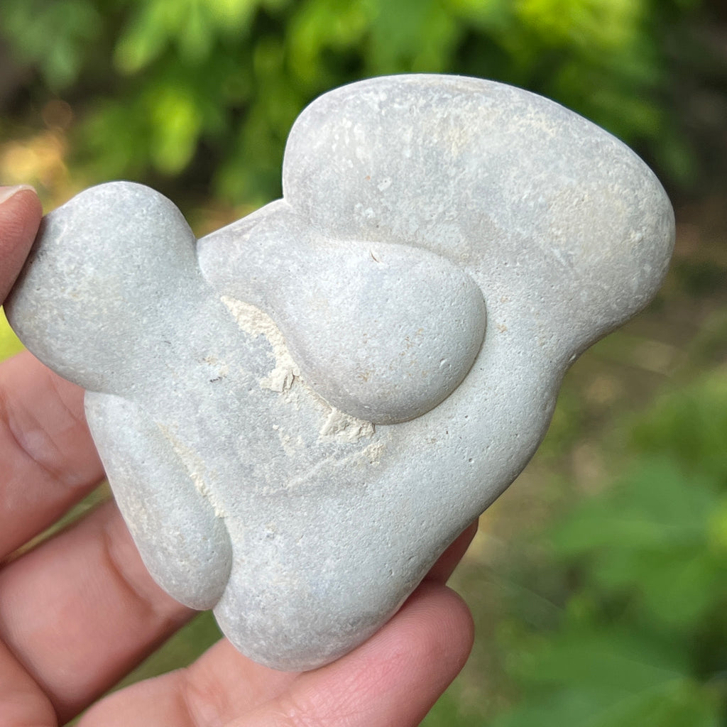 Piatra Zânelor – Menalit natural | Feminitate sacră & energia zeiței Venus | Model 3, pietre semipretioase - druzy.ro 1 