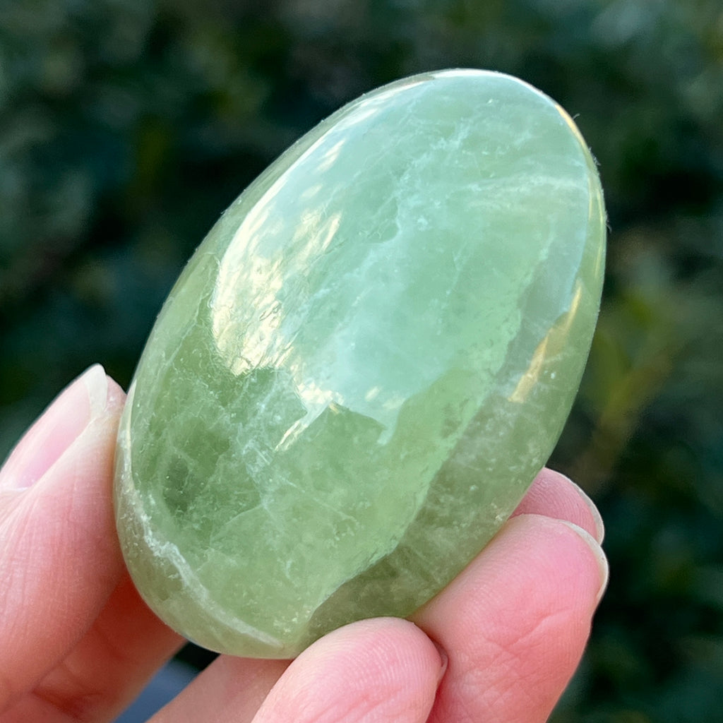 Palmstone fluorit verde model 13, din Madagascar, pietre semipretioase - druzy.ro 5 