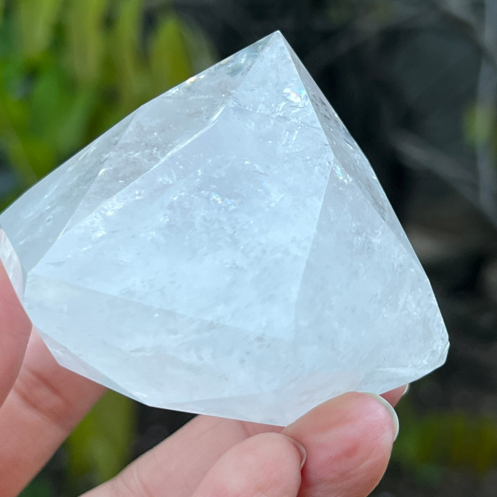 Cuart curcubeu forma diamant caliate extra, cristal de stanca/cuart incolor m6, pietre semipretioase - druzy.ro 7 