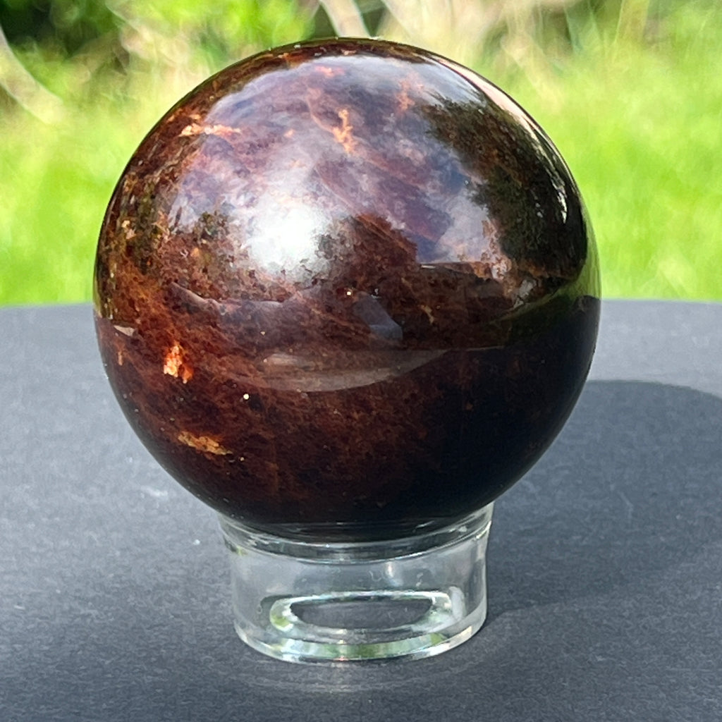 Sfera granat model 3, pietre semipretioase - druzy.ro 3 