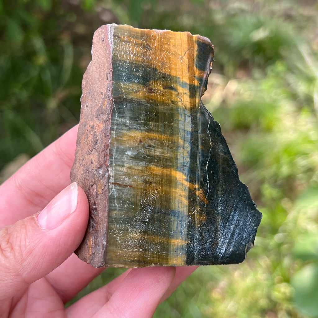 Piatra bruta ochi de tigru albastru (ochi de soim) model 2, pietre semipretioase - druzy.ro 1 