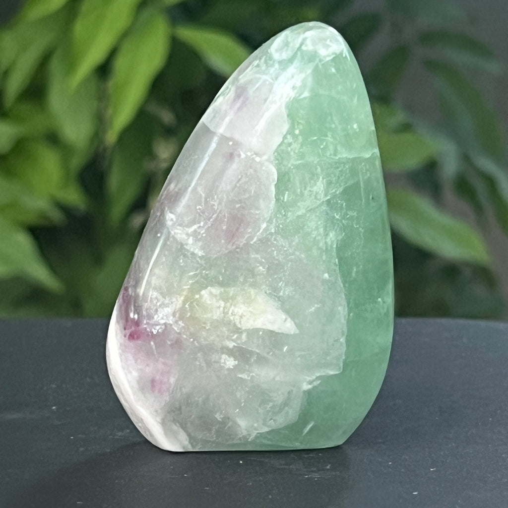Fluorit verde structura forma libera model 10, pietre semipretioase - druzy.ro 1 