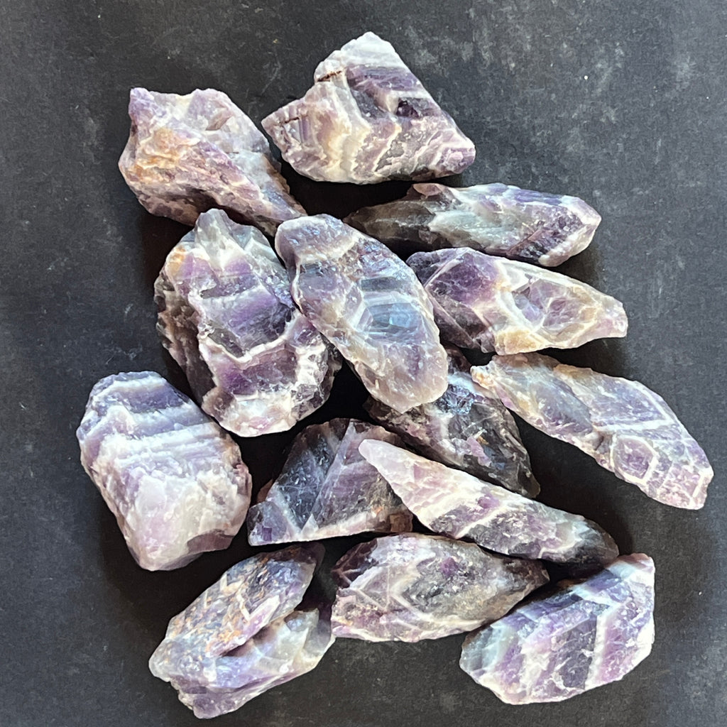 Ametist chevron piatra bruta/ varf, pietre semipretioase - druzy.ro 3 