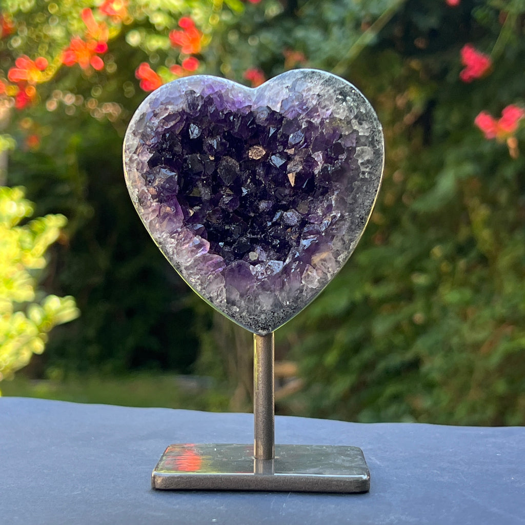 Inima ametist stand model 10, calitate +AAA, geoda ametist Urguay, pietre semipretioase - druzy.ro 2 