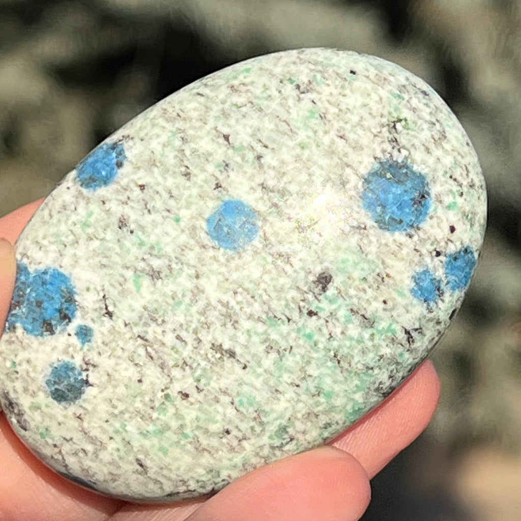 Palmstone K2 Granit cu azurit model 1, druzy.ro, cristale 1