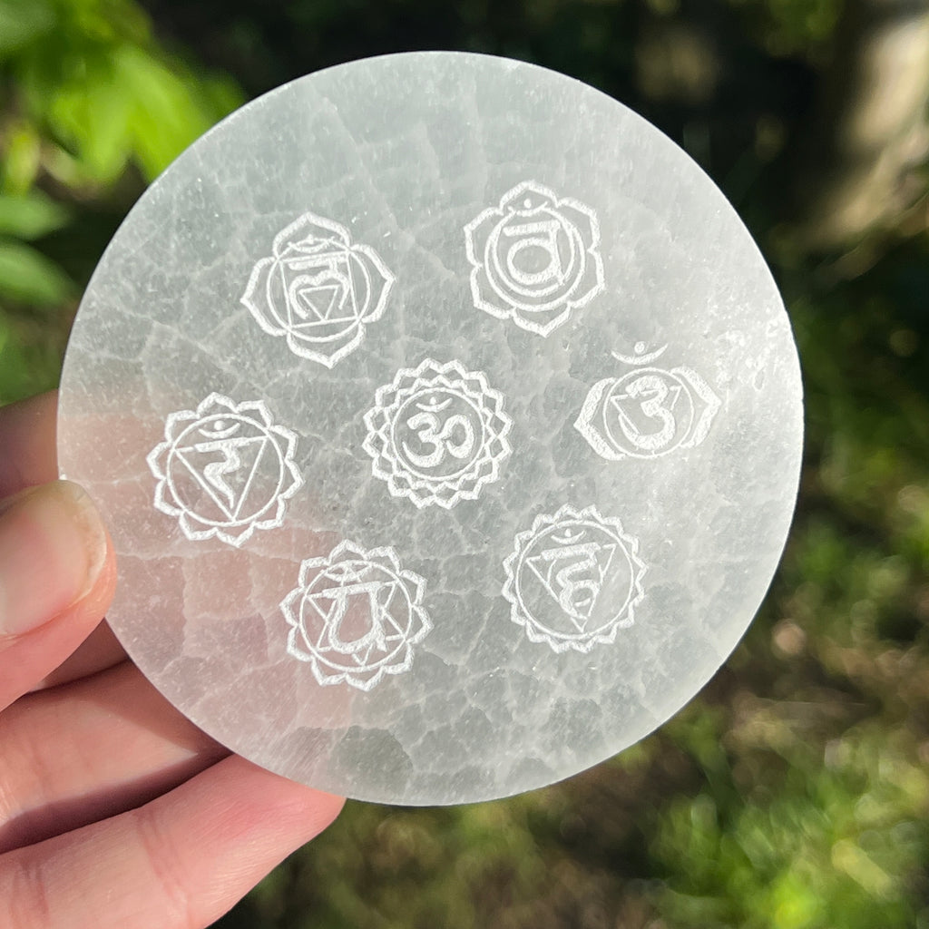 Disc Selenit Chakra 8, 10, 14 cm, grila grid cristale, pietre semipretioase - druzy.ro 3 