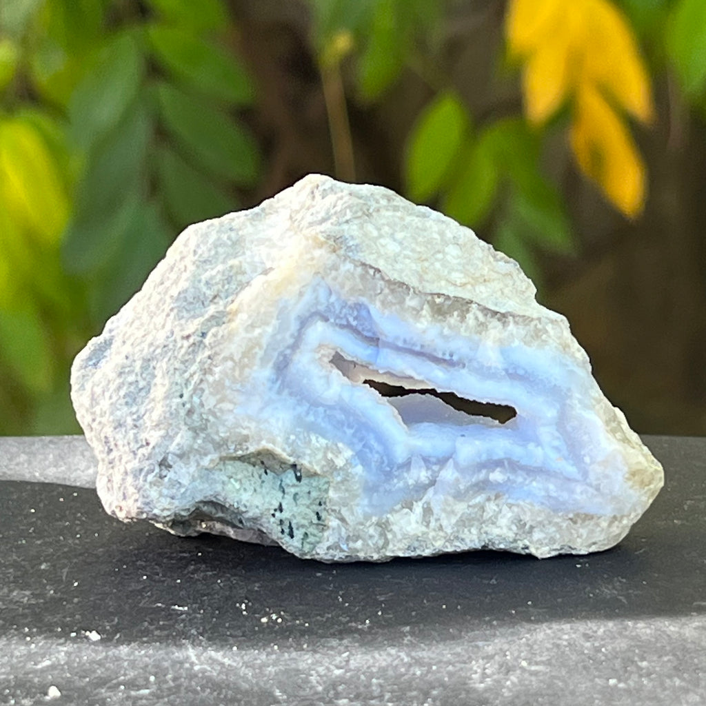 Calcedonie albastra /blue lace/ agat albastru piatra bruta model Af12, druzy.ro, cristale 1