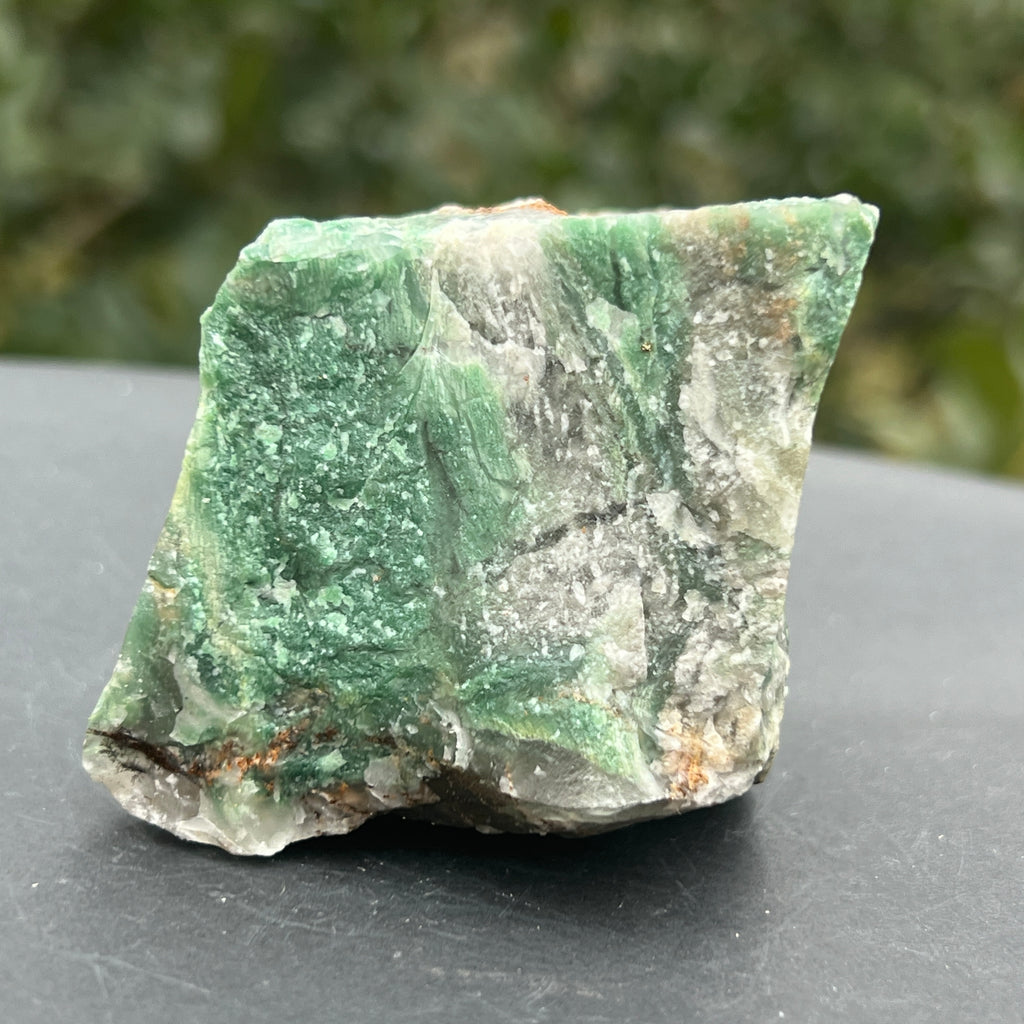 Jad verde piatra bruta model 46, pietre semipretioase - druzy.ro 3 