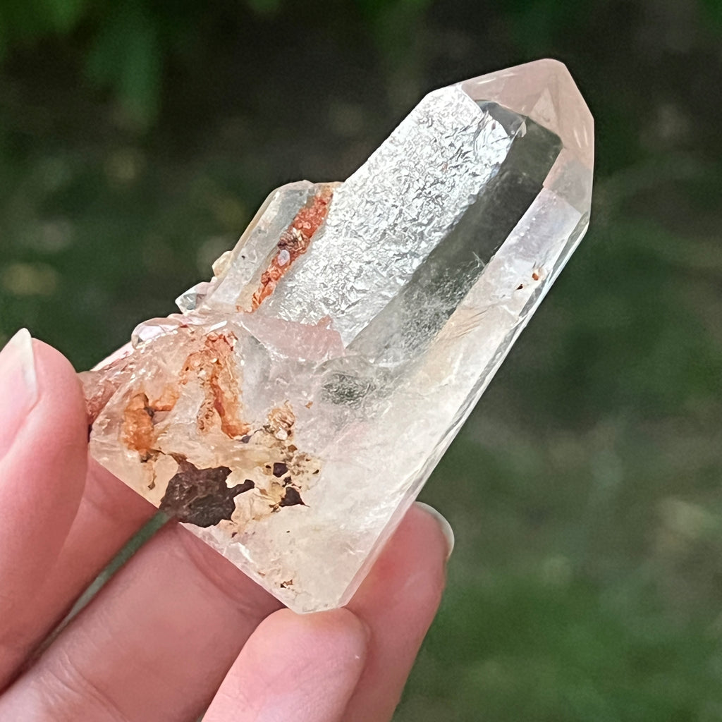 Cristal de cuarț cu incluziuni de goethit brun-portocaliu | Model 2, pietre semipretioase - druzy.ro 9 