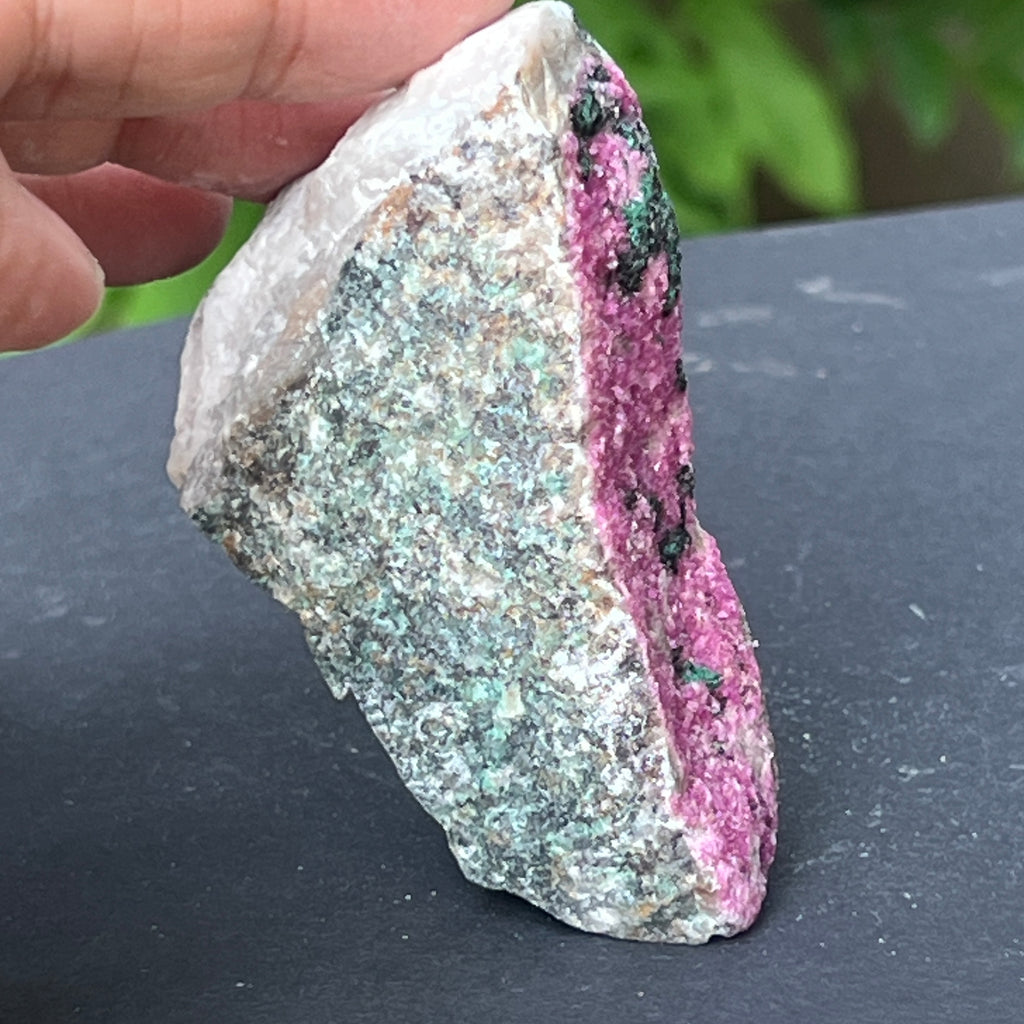 Dolomit roz Salrose insertii malachit piatra bruta m25, pietre semipretioase - druzy.ro 2 