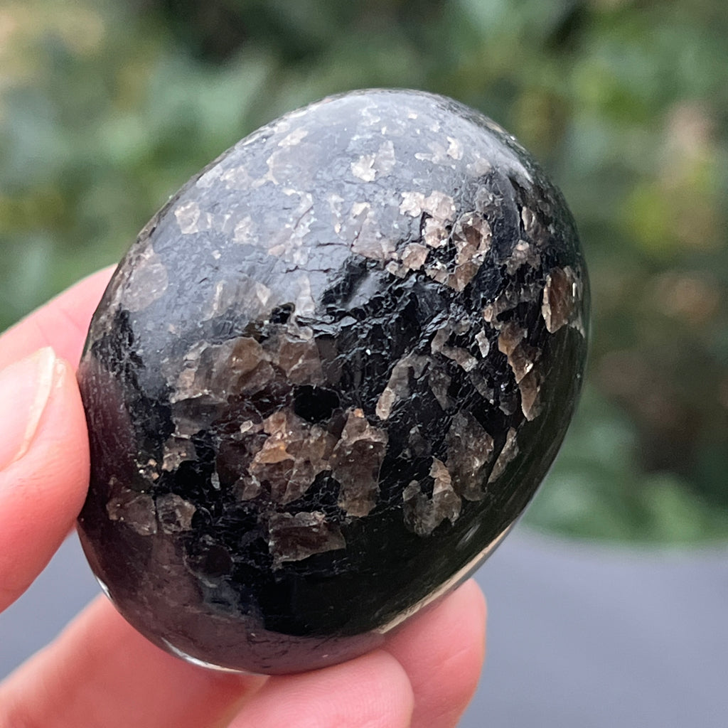 Turmalina neagra palmstone m3, pietre semipretioase - druzy.ro 8 