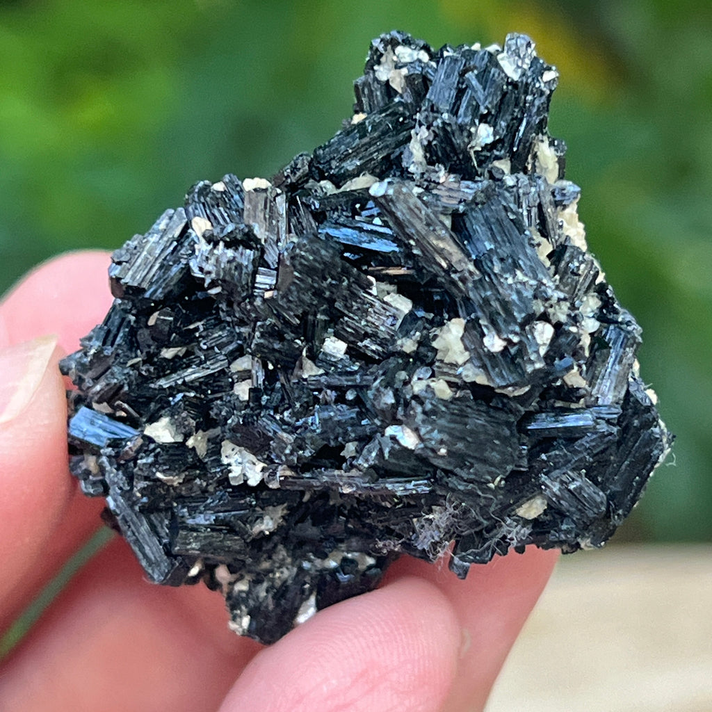 Cluster turmalina neagra cu vermiculita din Erongo m14, pietre semipretioase - druzy.ro 5 