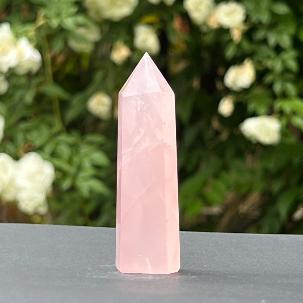 Obelisc cuart roz Namibia model 3, pietre semipretioase - druzy.ro 3