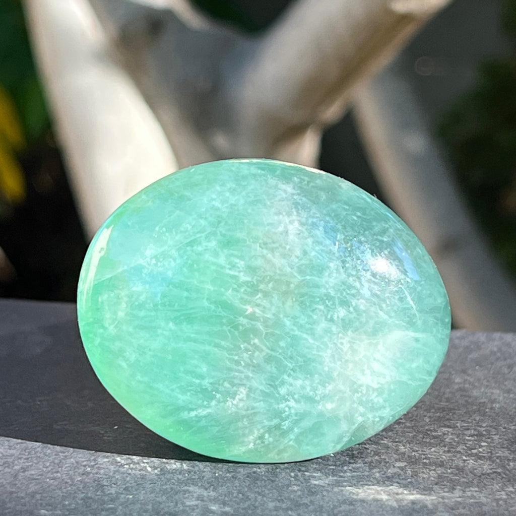 Palmstone fluorit verde model 8, din Madagascar, druzy.ro, cristale 2