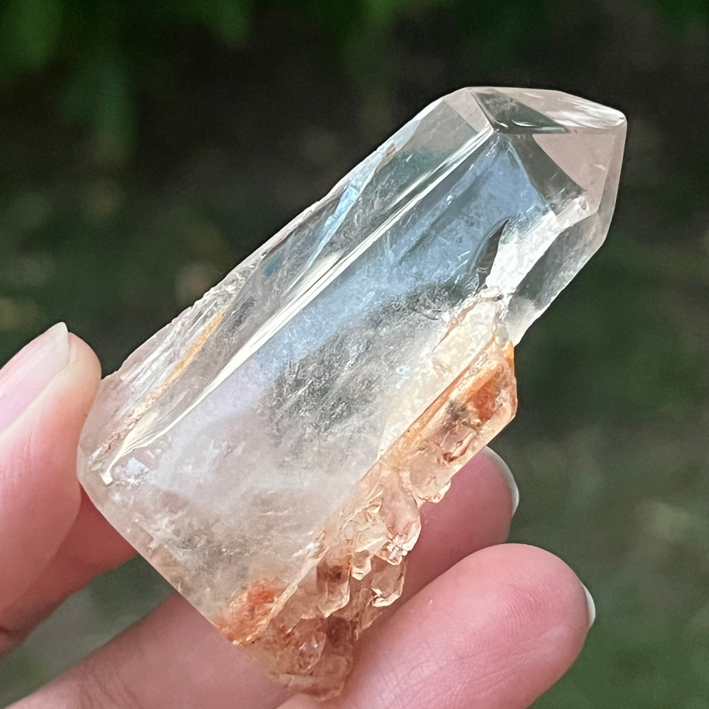 Cristal de cuarț cu incluziuni de goethit brun-portocaliu | Model 2, pietre semipretioase - druzy.ro 5 