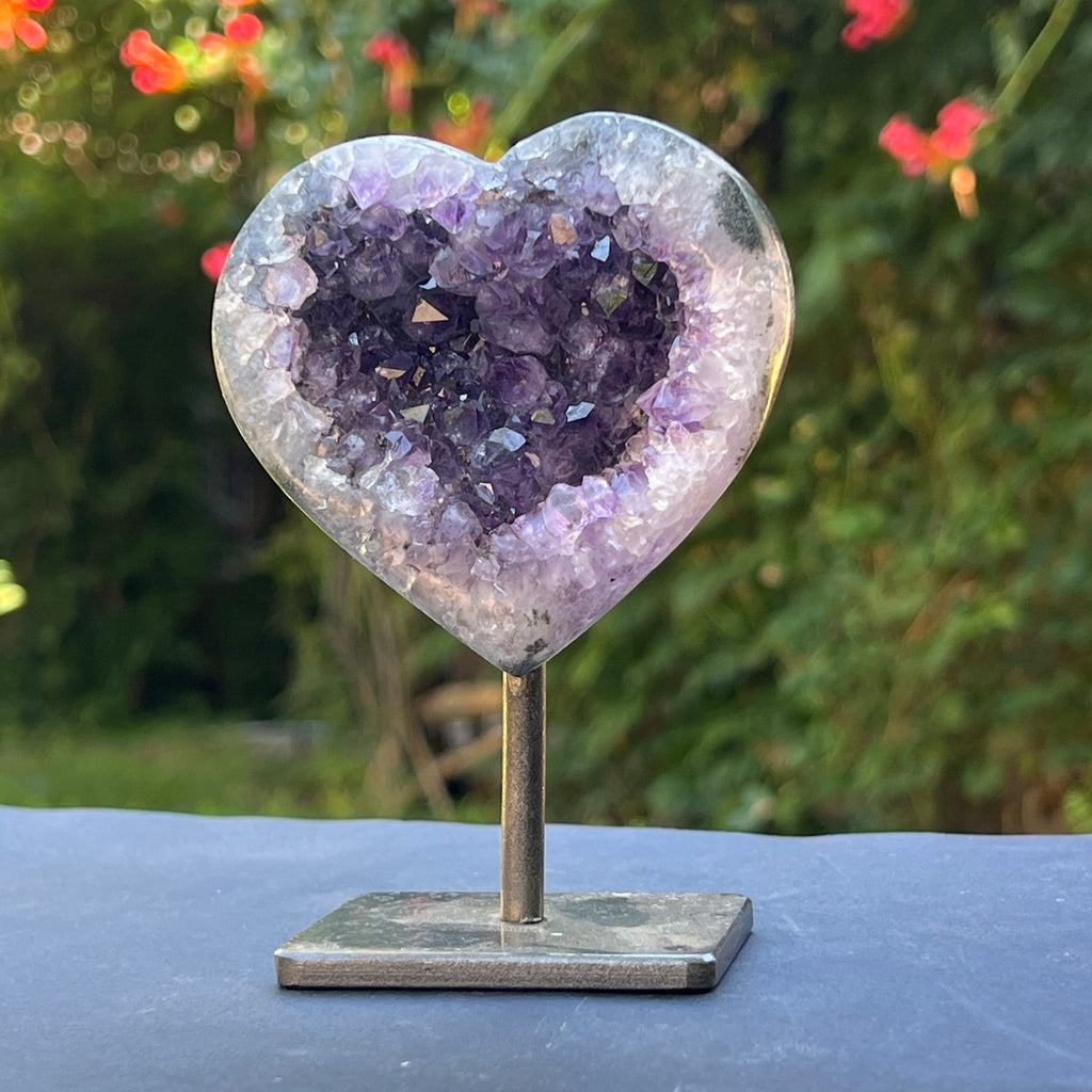 Inima ametist stand model 5, calitate +AAA, geoda ametist Urguay, pietre semipretioase - druzy.ro 3 