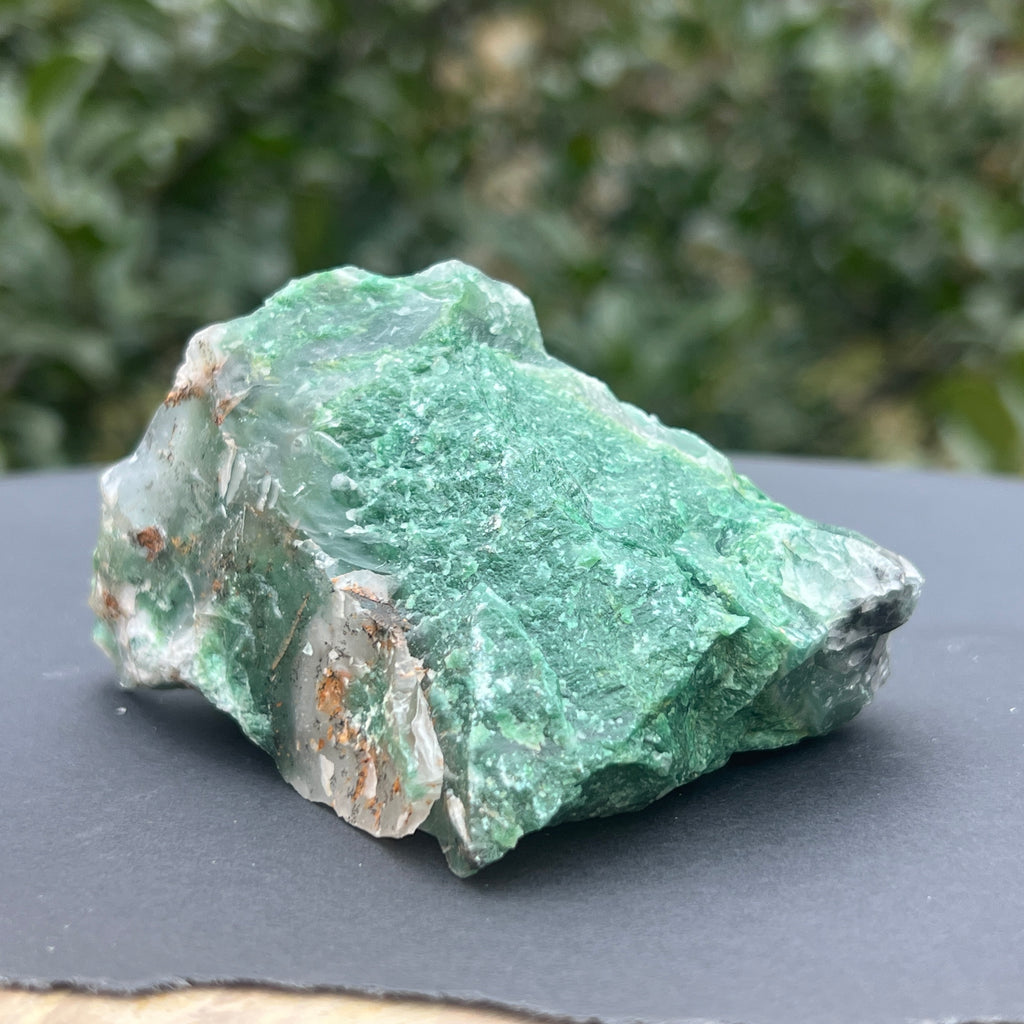 Jad verde piatra bruta model 2A, pietre semipretioase - druzy.ro 4 