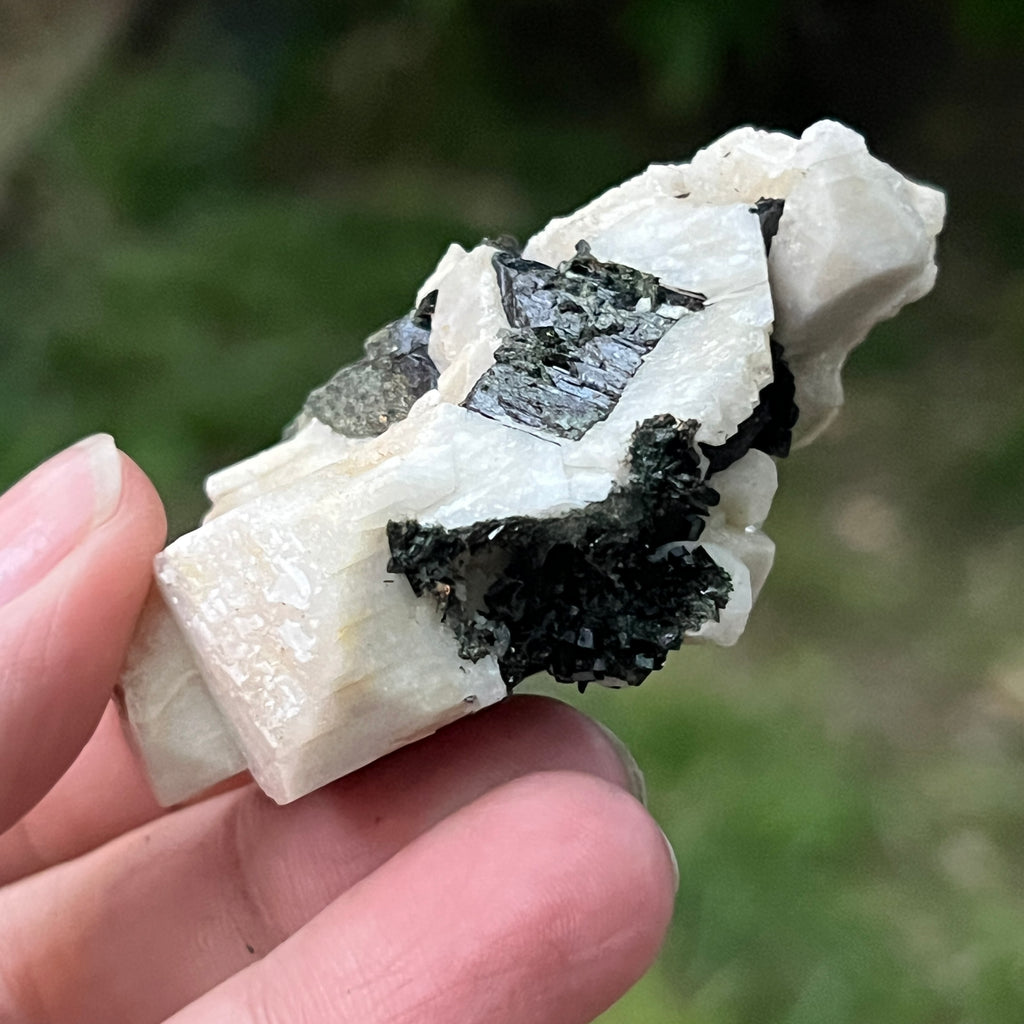 Cluster egirin mini cuart fumuriu/negru Zomba m1, pietre semipretioase - druzy.ro 7 