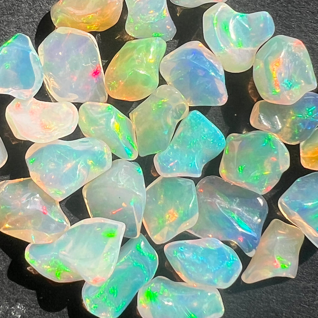 Opal de foc, opal Etiopia 1 cm AAA, druzy.ro, cristale 2