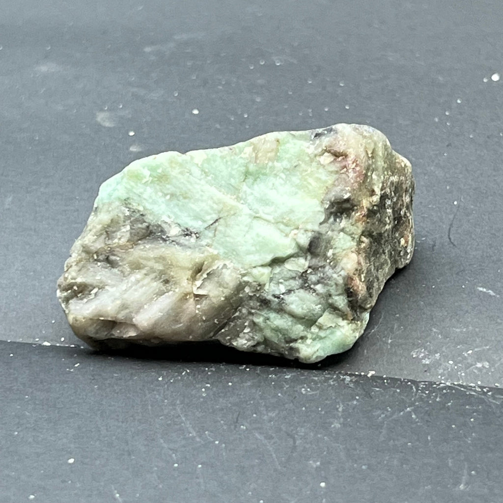 Smarald in matrice Columbia m9, pietre semipretioase - druzy.ro 2
