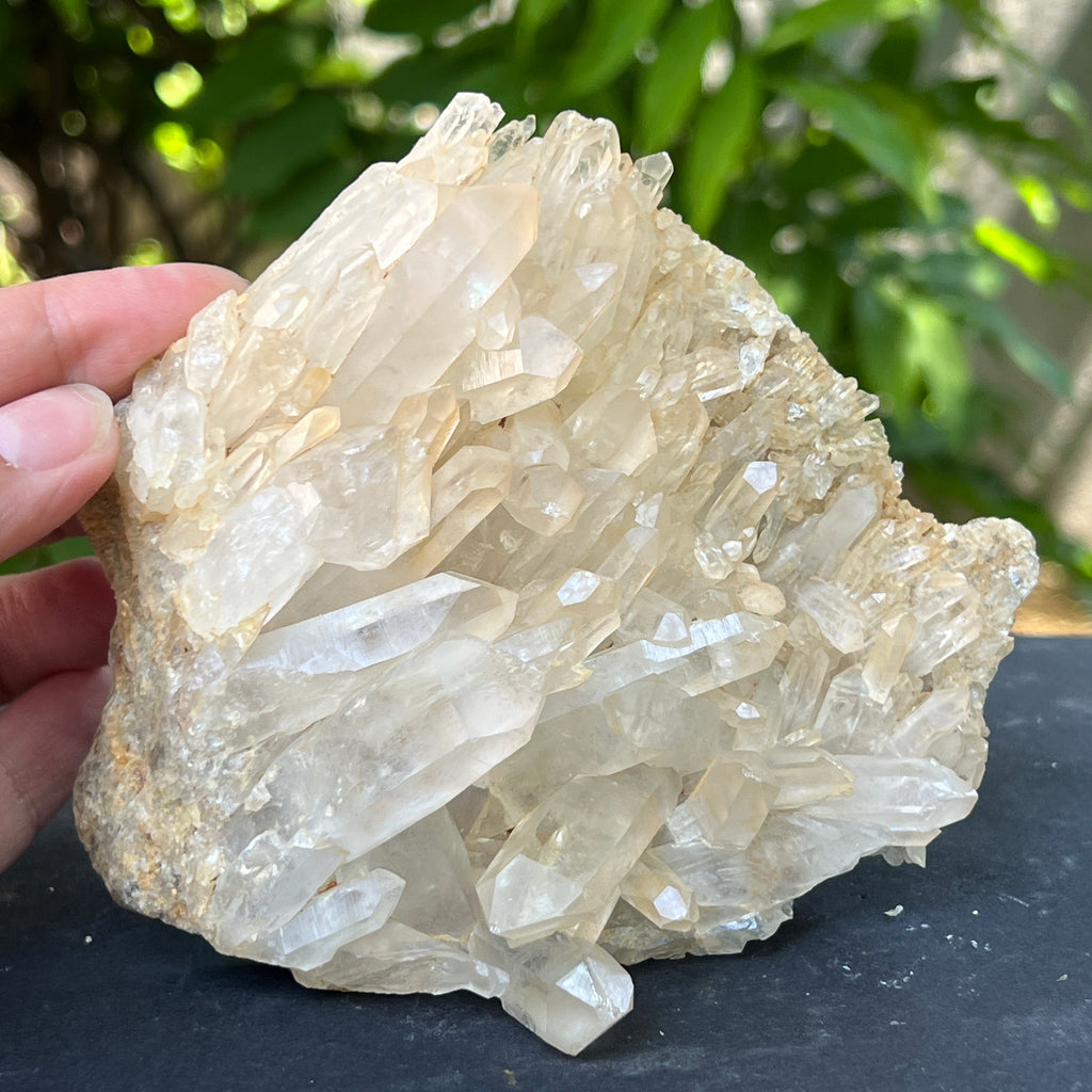 Floare de mina, cluster cuart ICY | Model 1, pietre semipretioase - druzy.ro 2 