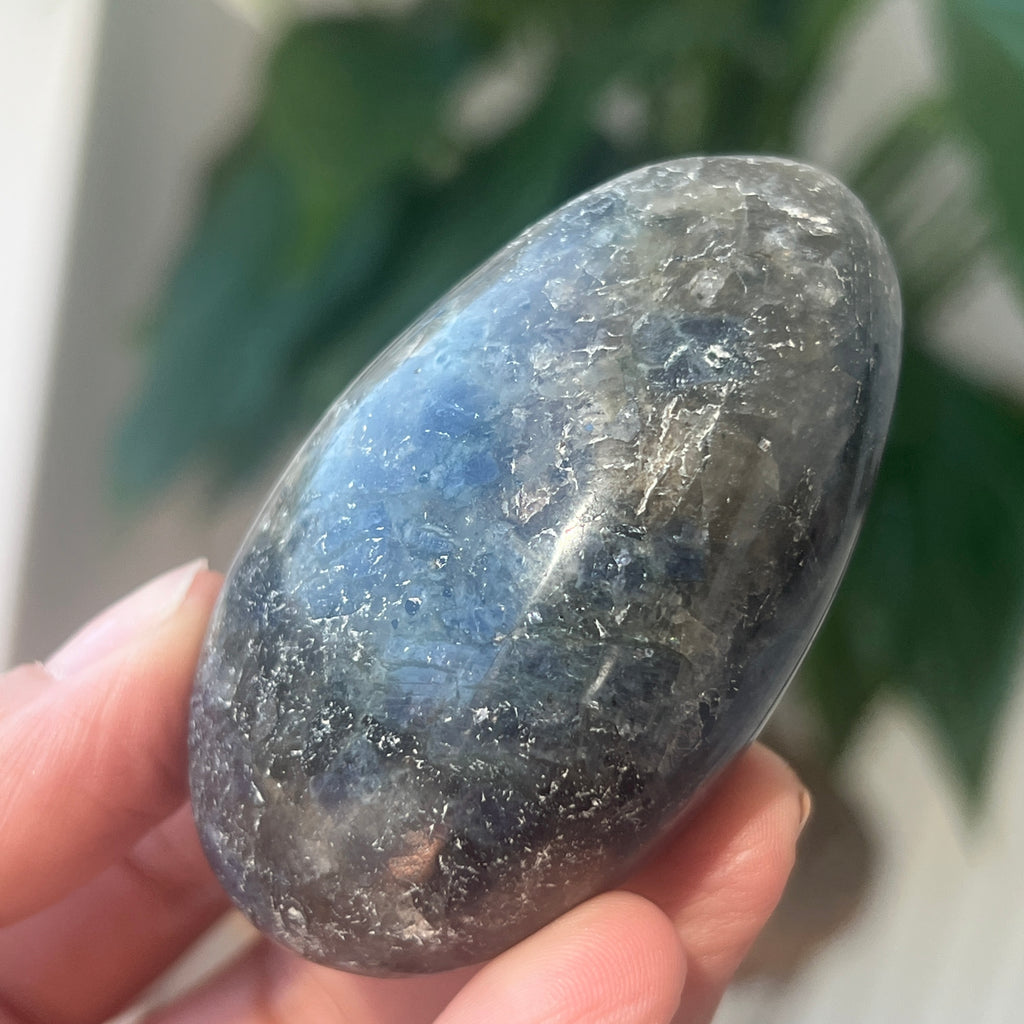 Palmstone Iolit (safir de apa) din Madagascar model 1, pietre semipretioase - druzy.ro 3 