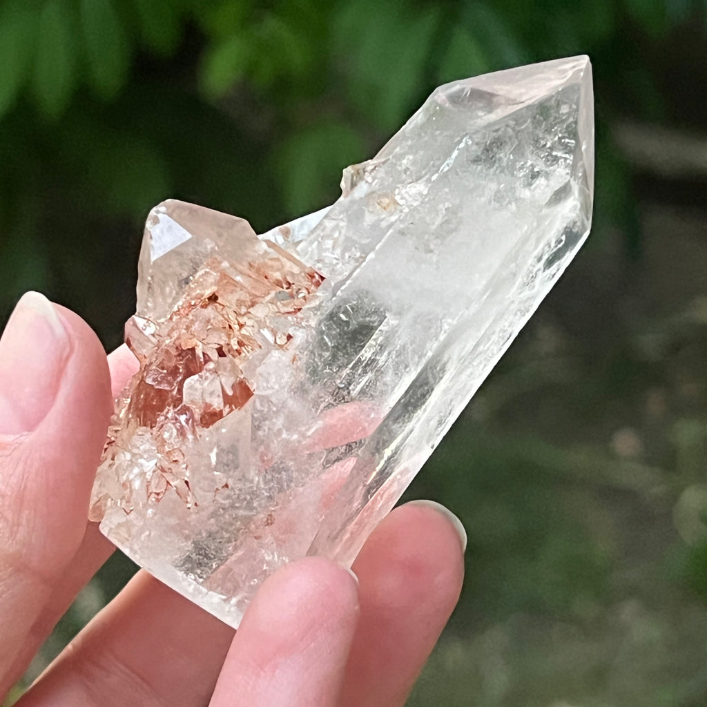 Cristal de cuarț cu incluziuni de goethit brun-portocaliu | Model 1, pietre semipretioase - druzy.ro 6 