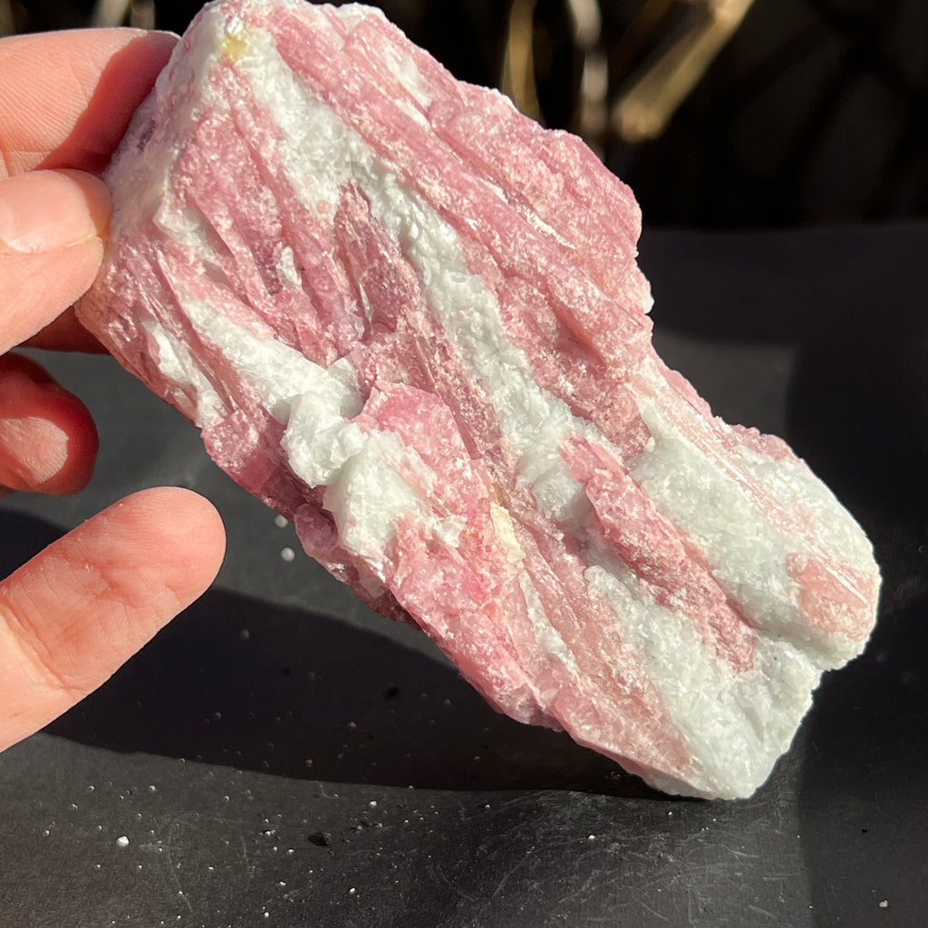 Rubelit/ turmalina roz A piatra bruta din Brazilia m1, pietre semipretioase - druzy.ro 3 