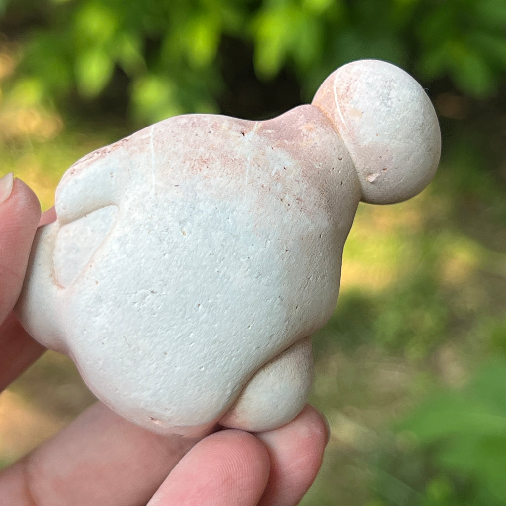 Piatra Zânelor – Menalit natural | Feminitate sacră & energia zeiței Venus | Model 8, pietre semipretioase - druzy.ro 4 