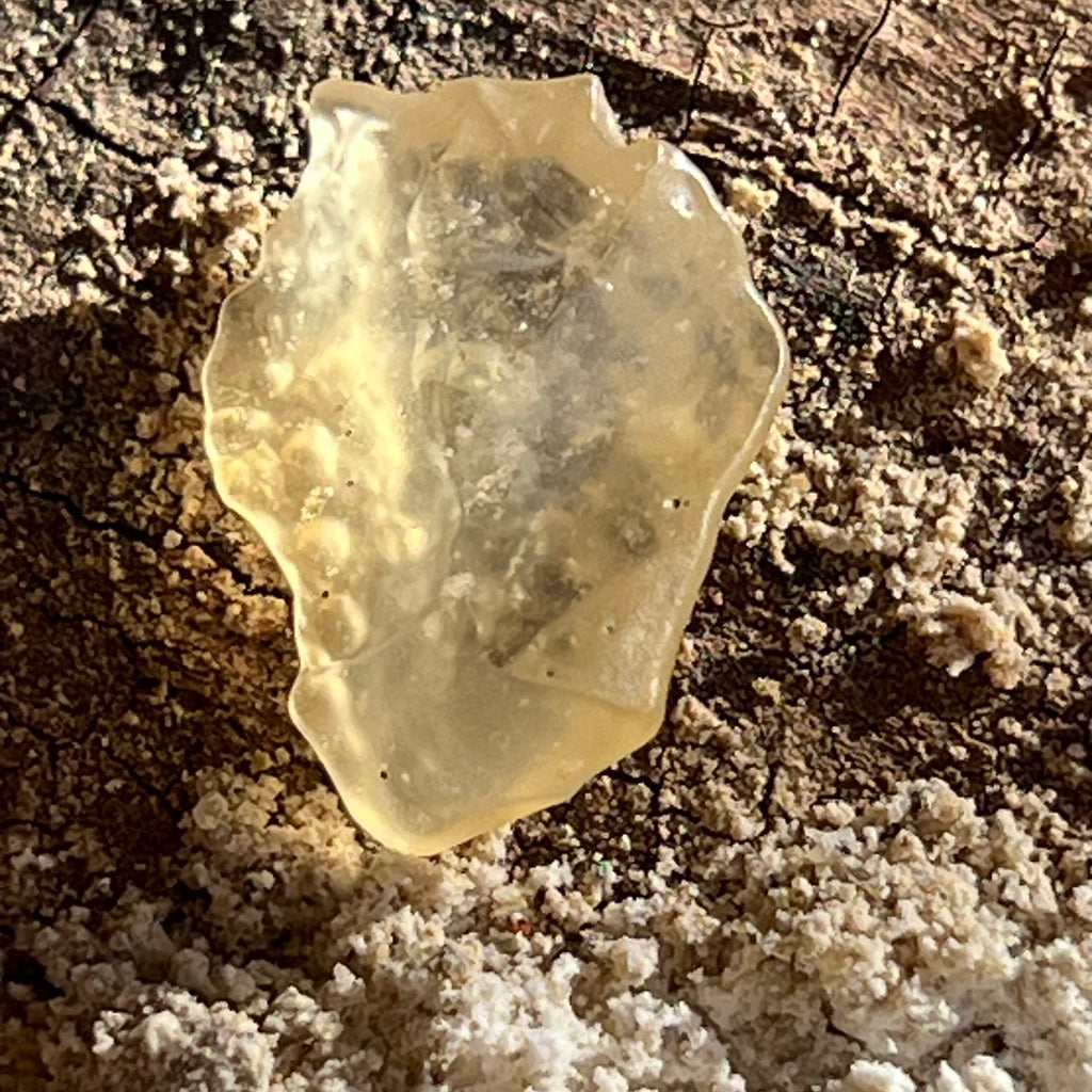 Tectita aurie, sticla desertului Libia piatra bruta model 2, calitate AAA, druzy.ro, cristale 2
