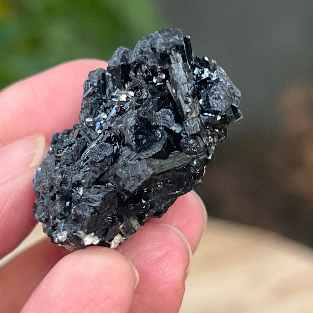 Cluster turmalina neagra cu vermiculita din Erongo m12, pietre semipretioase - druzy.ro 4 