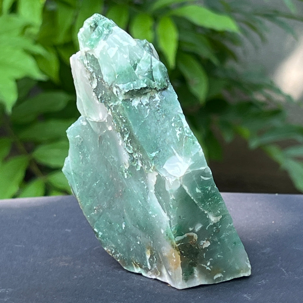 Jad verde piatra bruta model 1A, pietre semipretioase - druzy.ro 3 