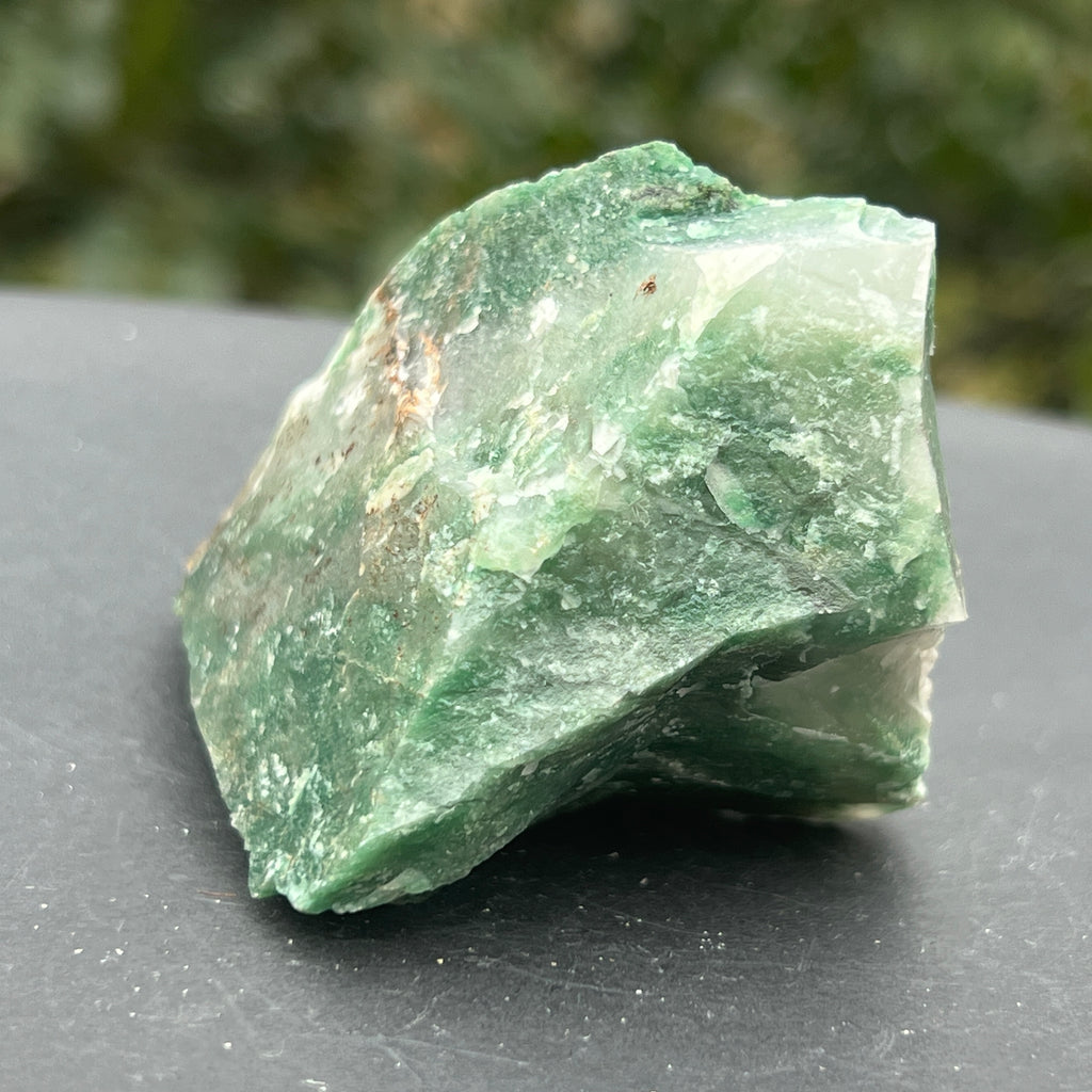 Jad verde piatra bruta model 43, pietre semipretioase - druzy.ro 3 